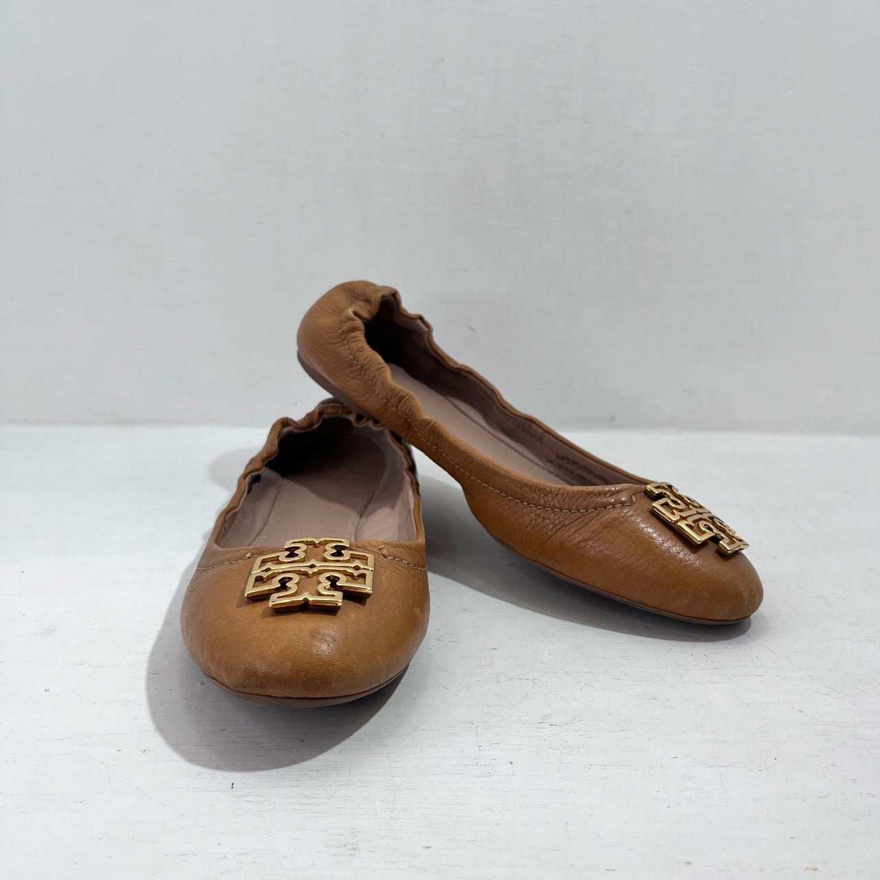 FLATS TORY BURCH