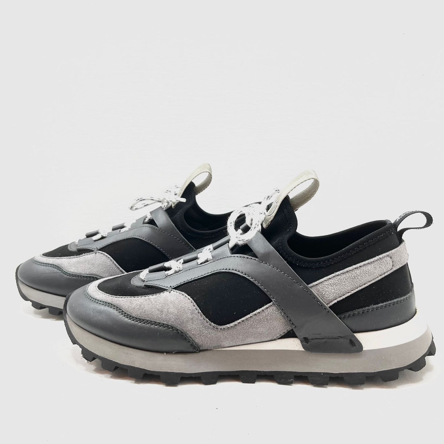 TENIS FERRAGAMO