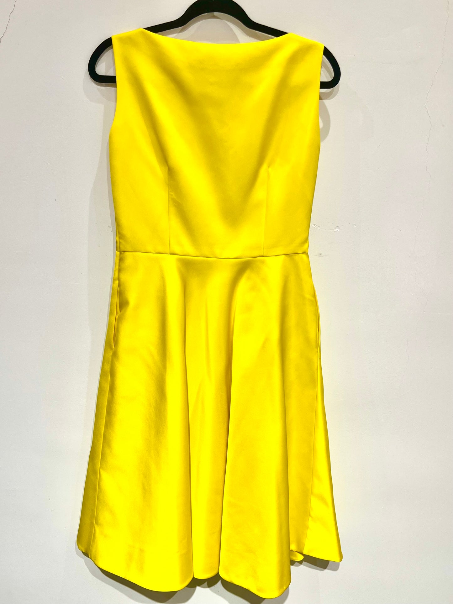 VESTIDO CAROLINA HERRERA