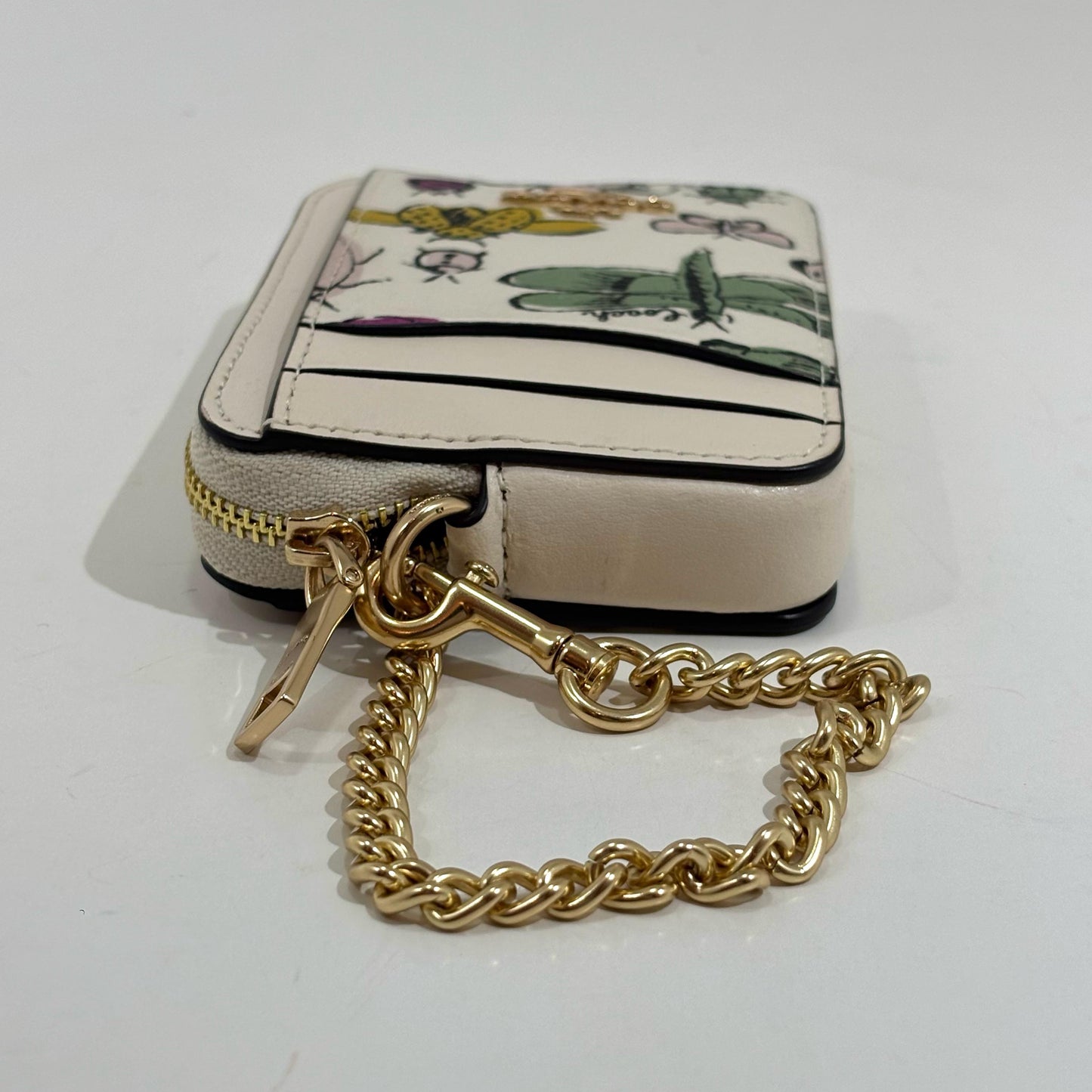 MONEDERO COACH