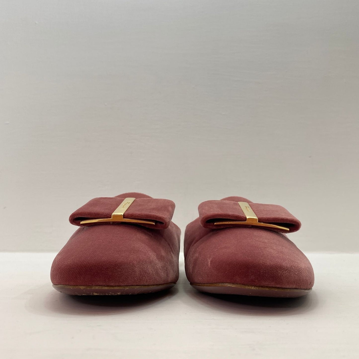 MULES FERRAGAMO