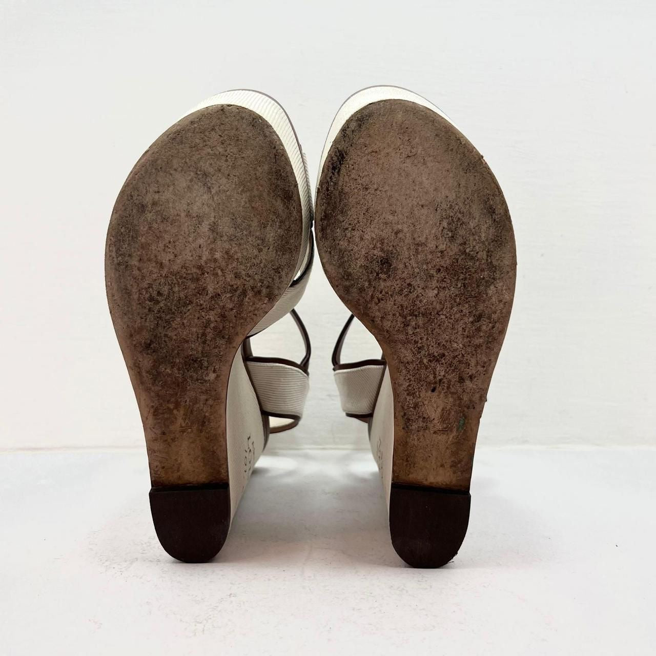 WEDGES LOUIS VUITTON