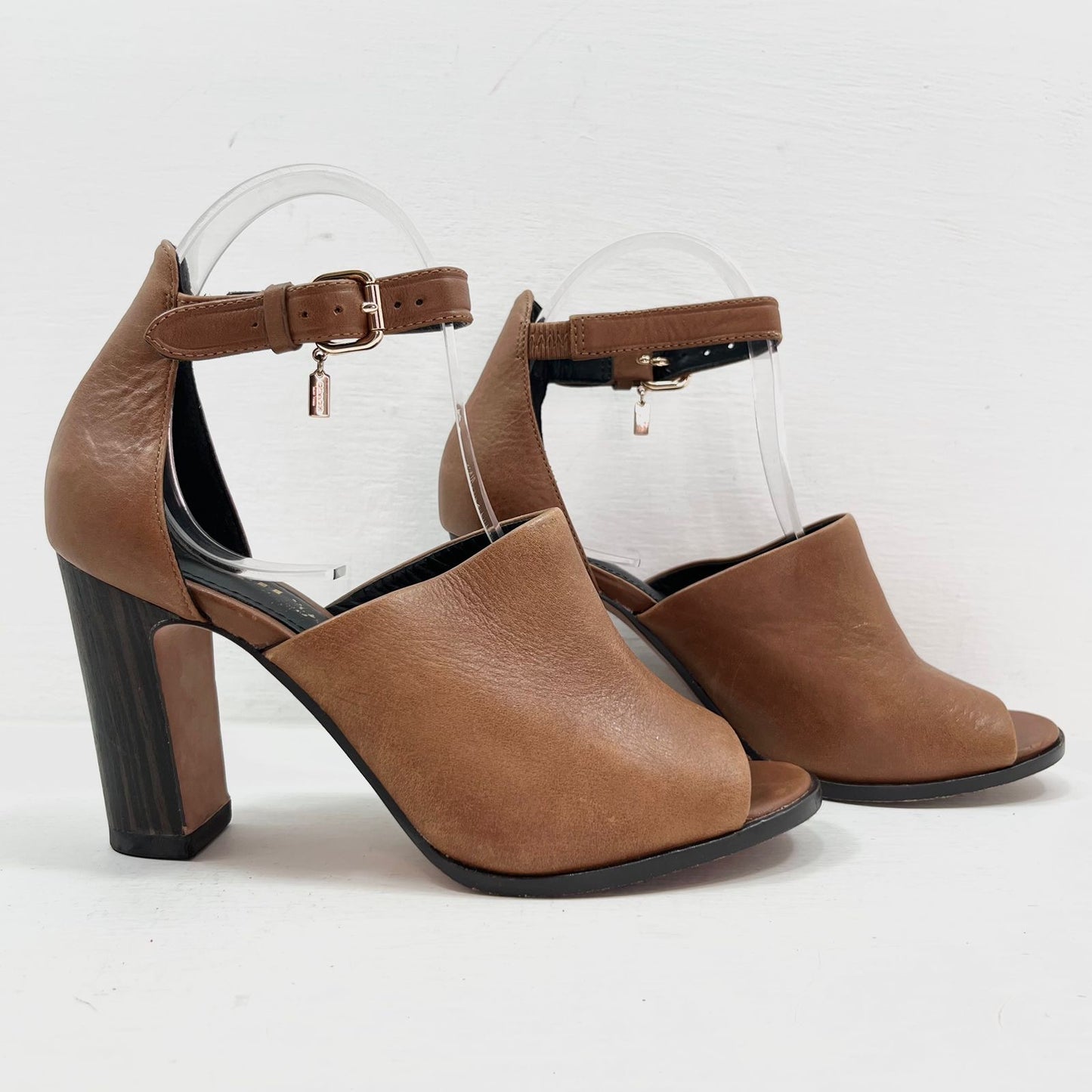 SANDALIAS COACH