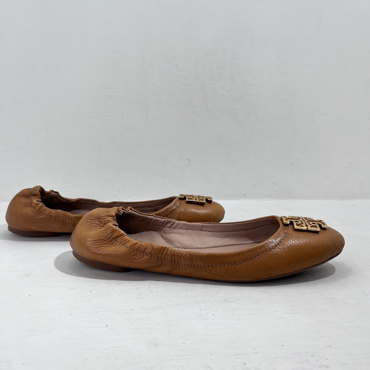 FLATS TORY BURCH