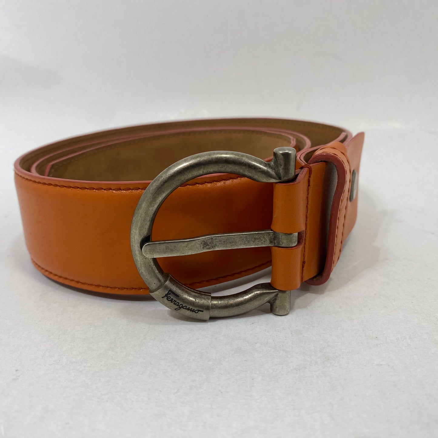 CINTURON FERRAGAMO EN PIEL COLOR NARANJA