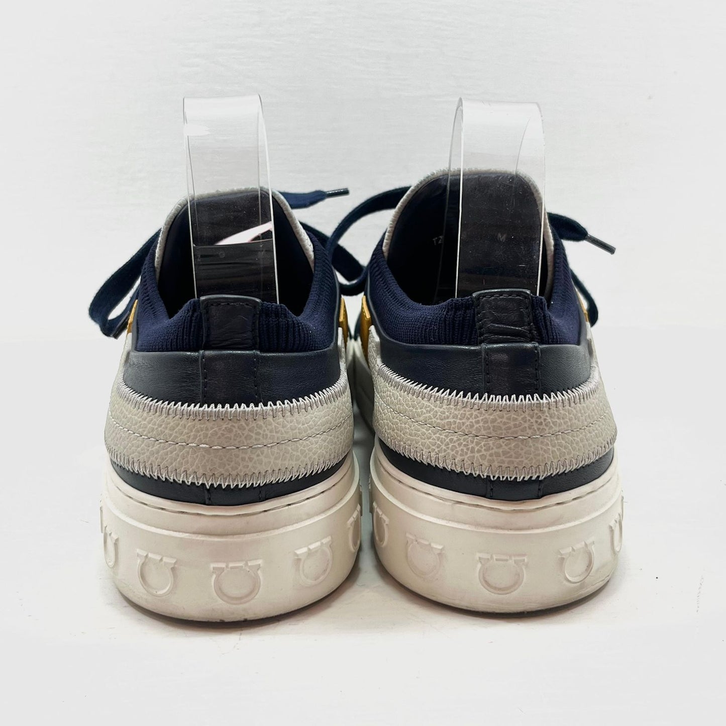 TENIS FERRAGAMO