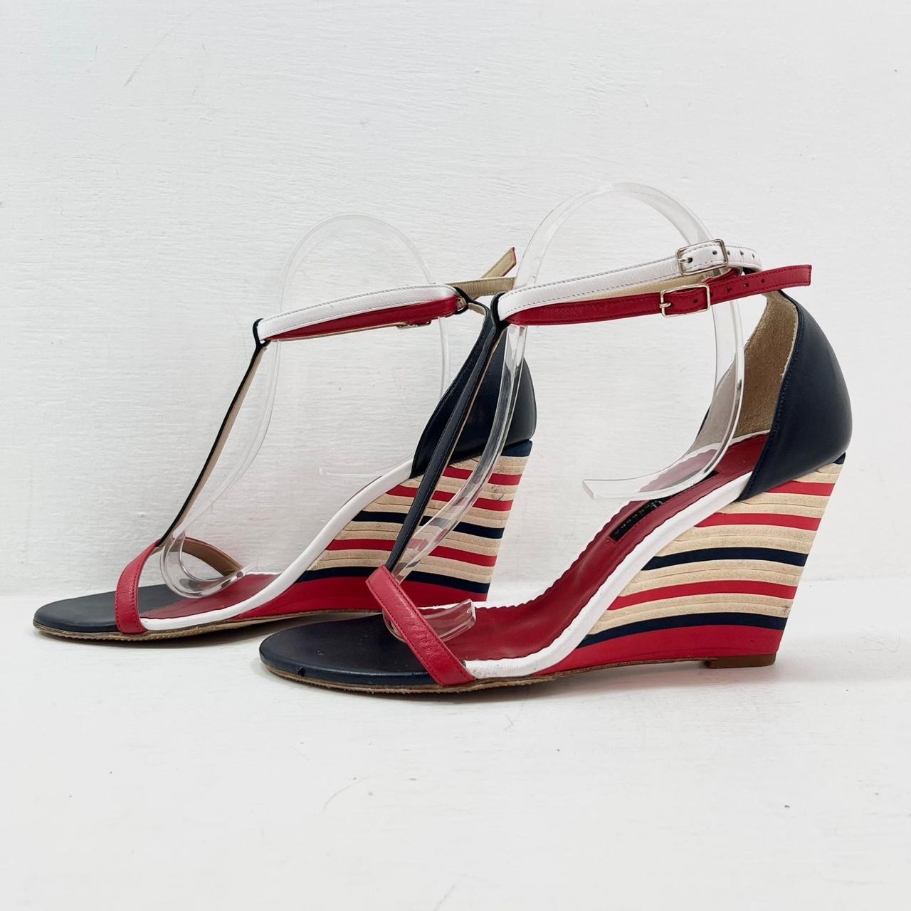 WEDGES CAROLINA HERRERA