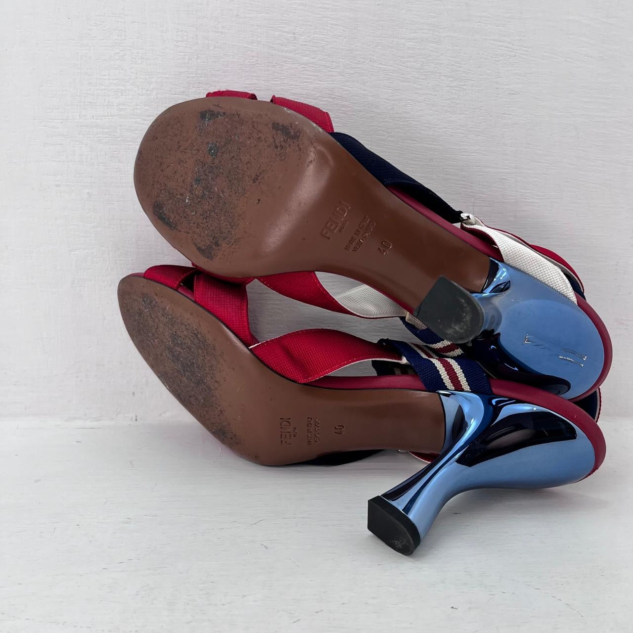 TACONES FENDI