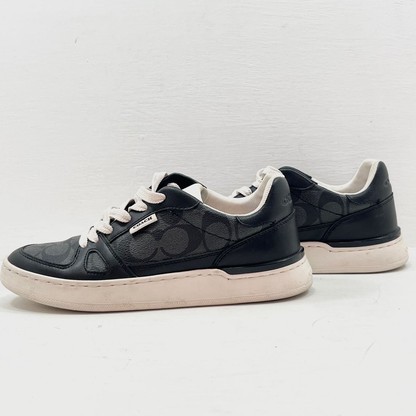 TENIS COACH