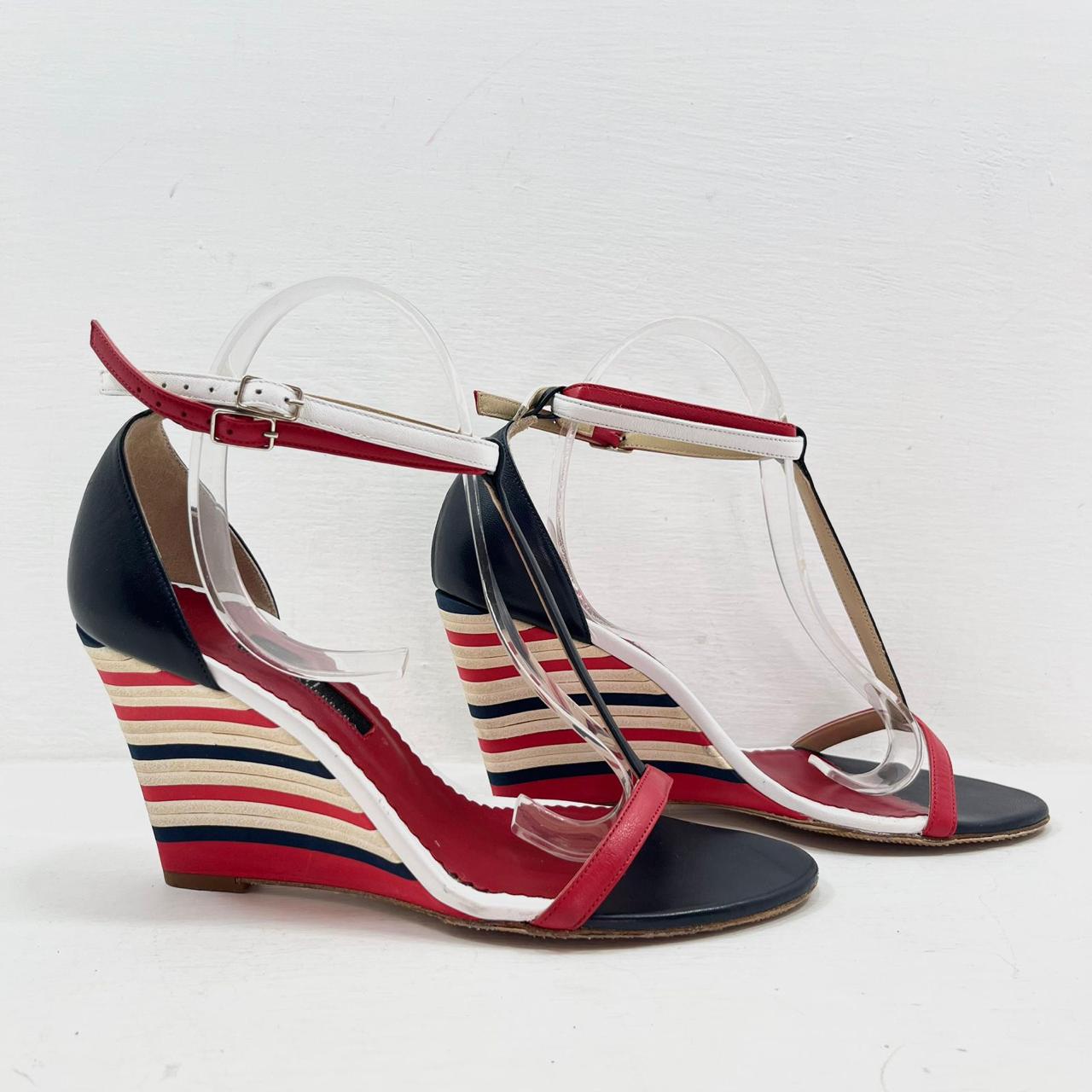 WEDGES CAROLINA HERRERA
