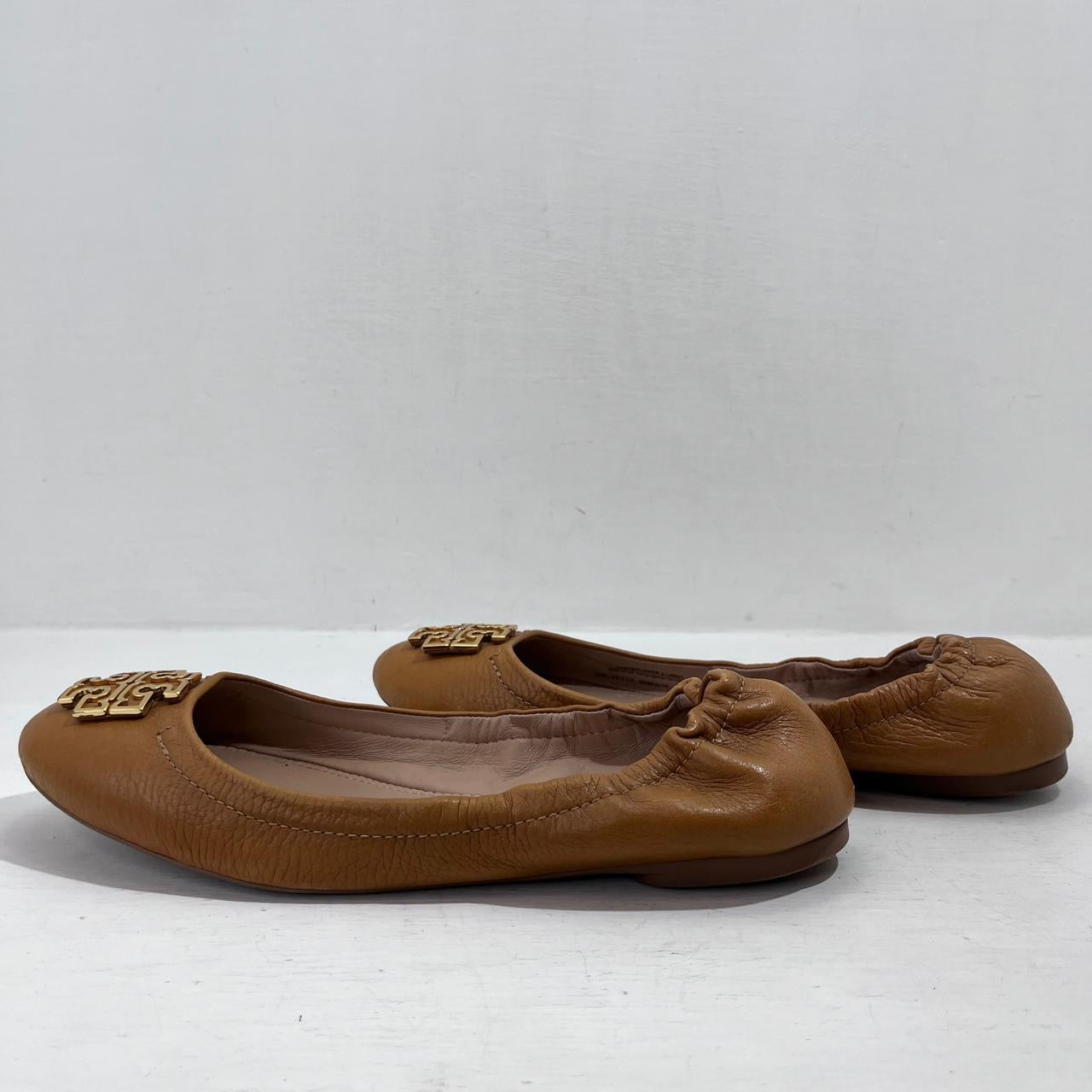 FLATS TORY BURCH