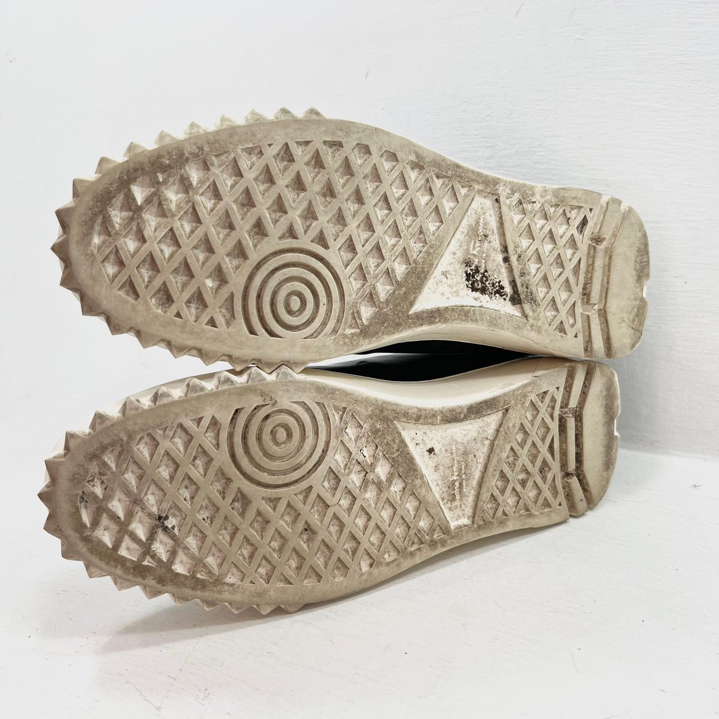 TENIS FERRAGAMO
