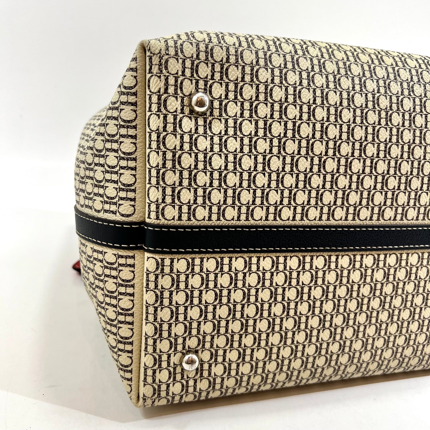 MATRYOSHKA CAROLINA HERRERA