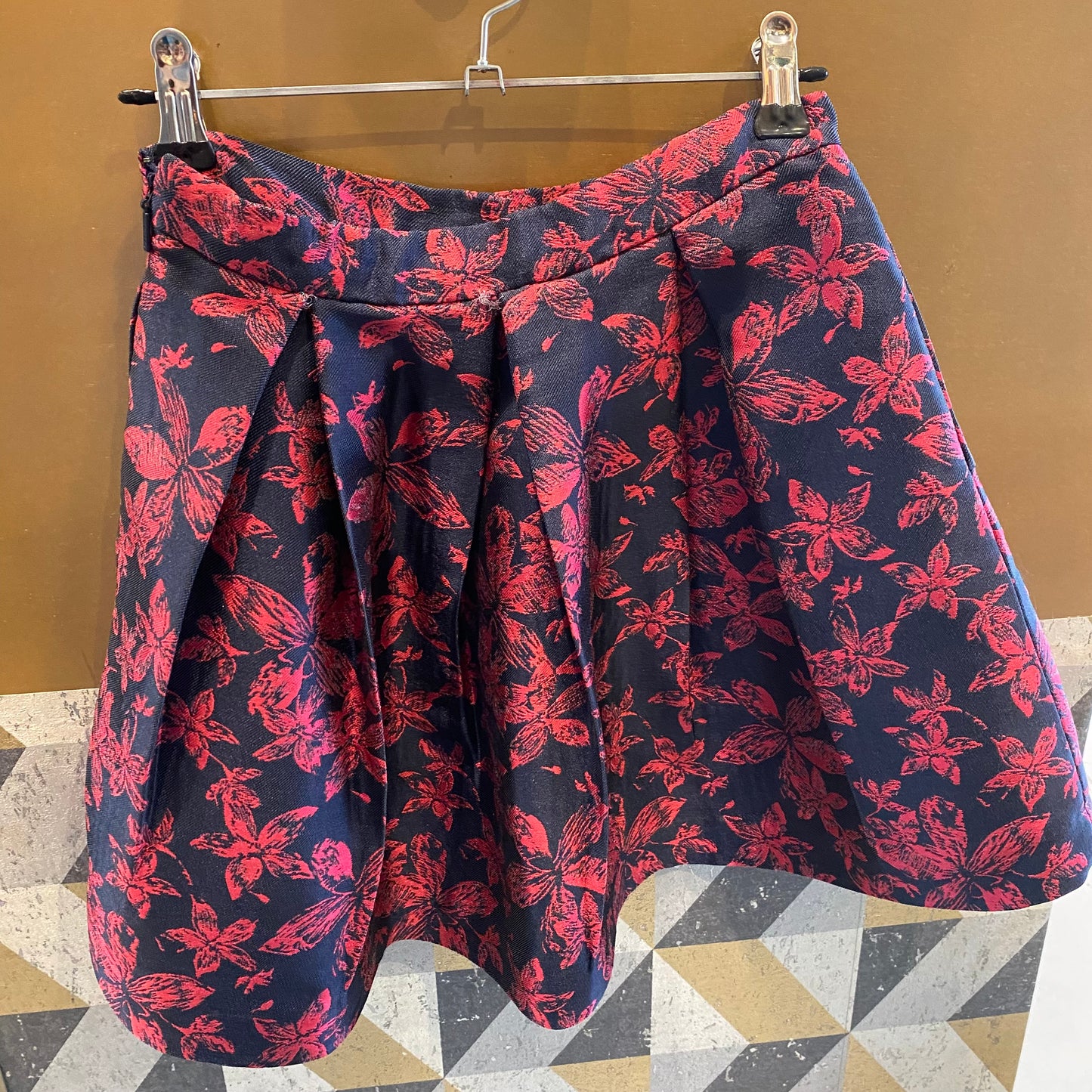 FALDA CAROLINA HERRERA