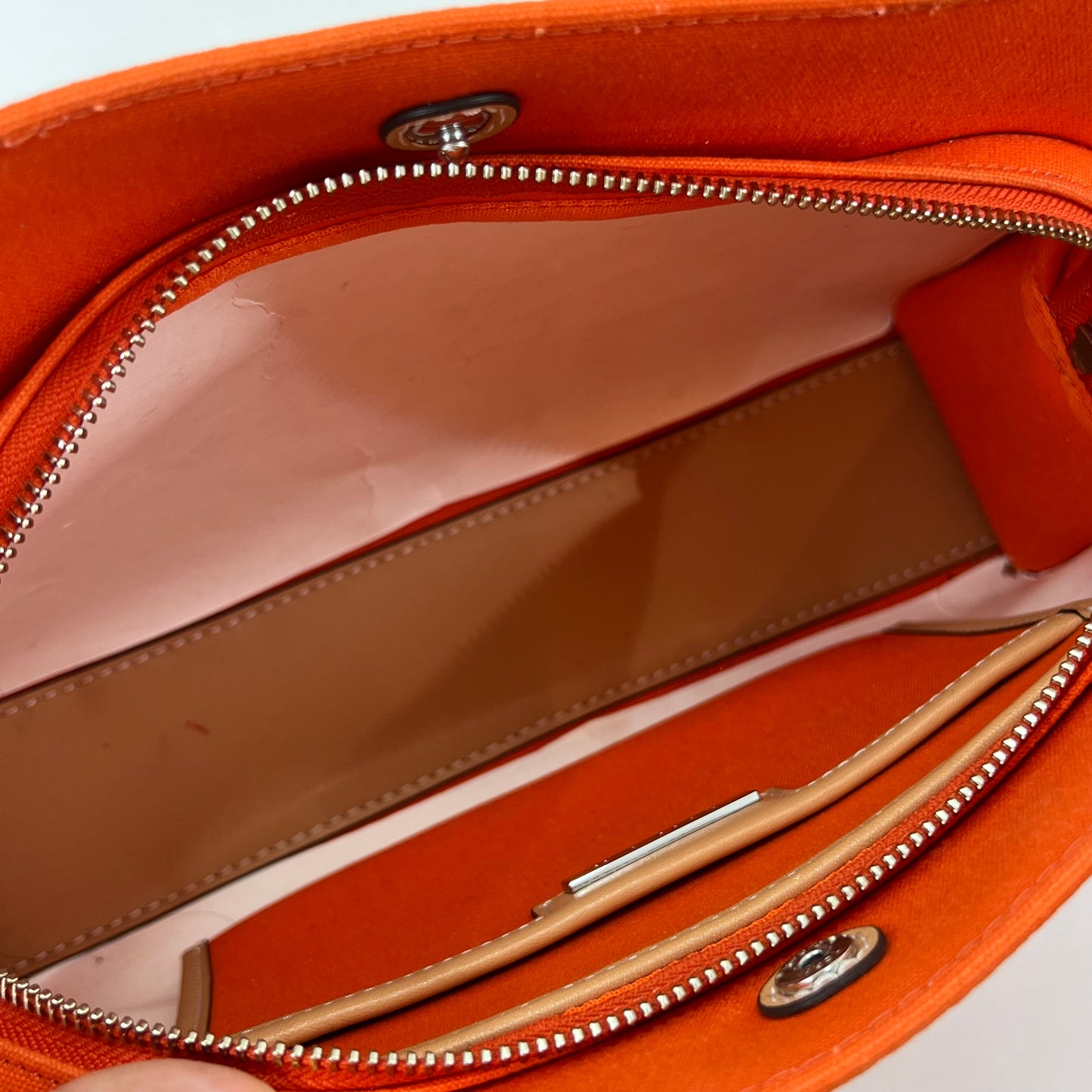TOTE TORY BURCH