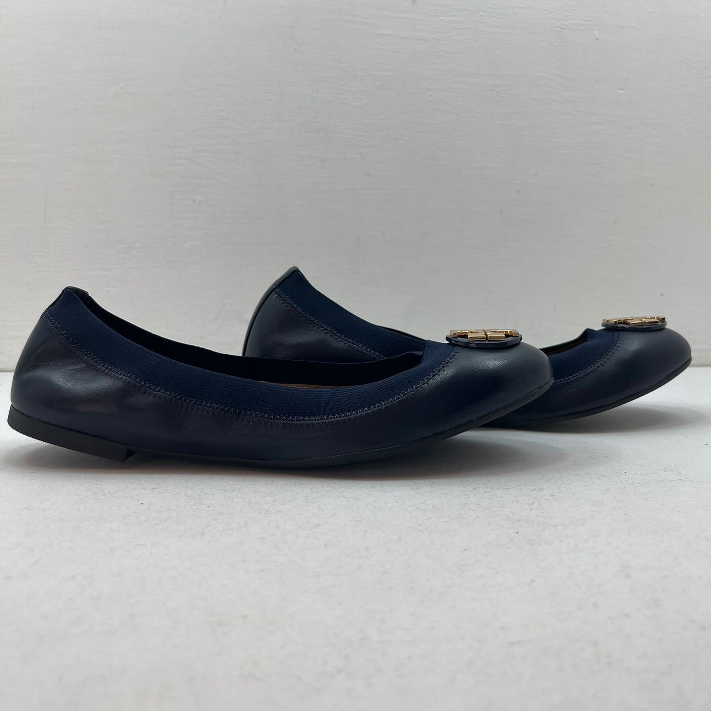 FLATS TORY BURCH