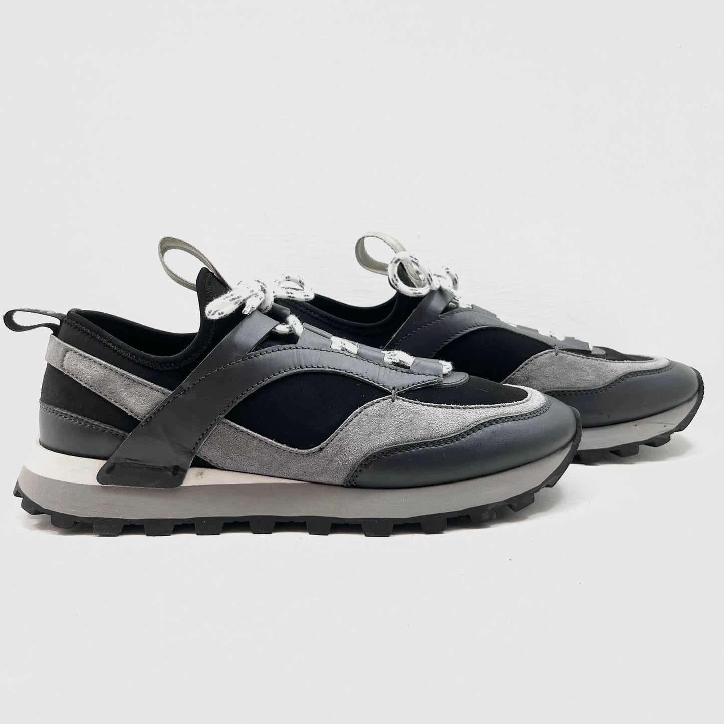 TENIS FERRAGAMO