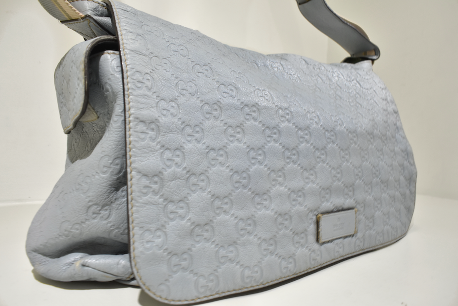 PAÑALERA GUCCI MONOGRAM CELESTE
