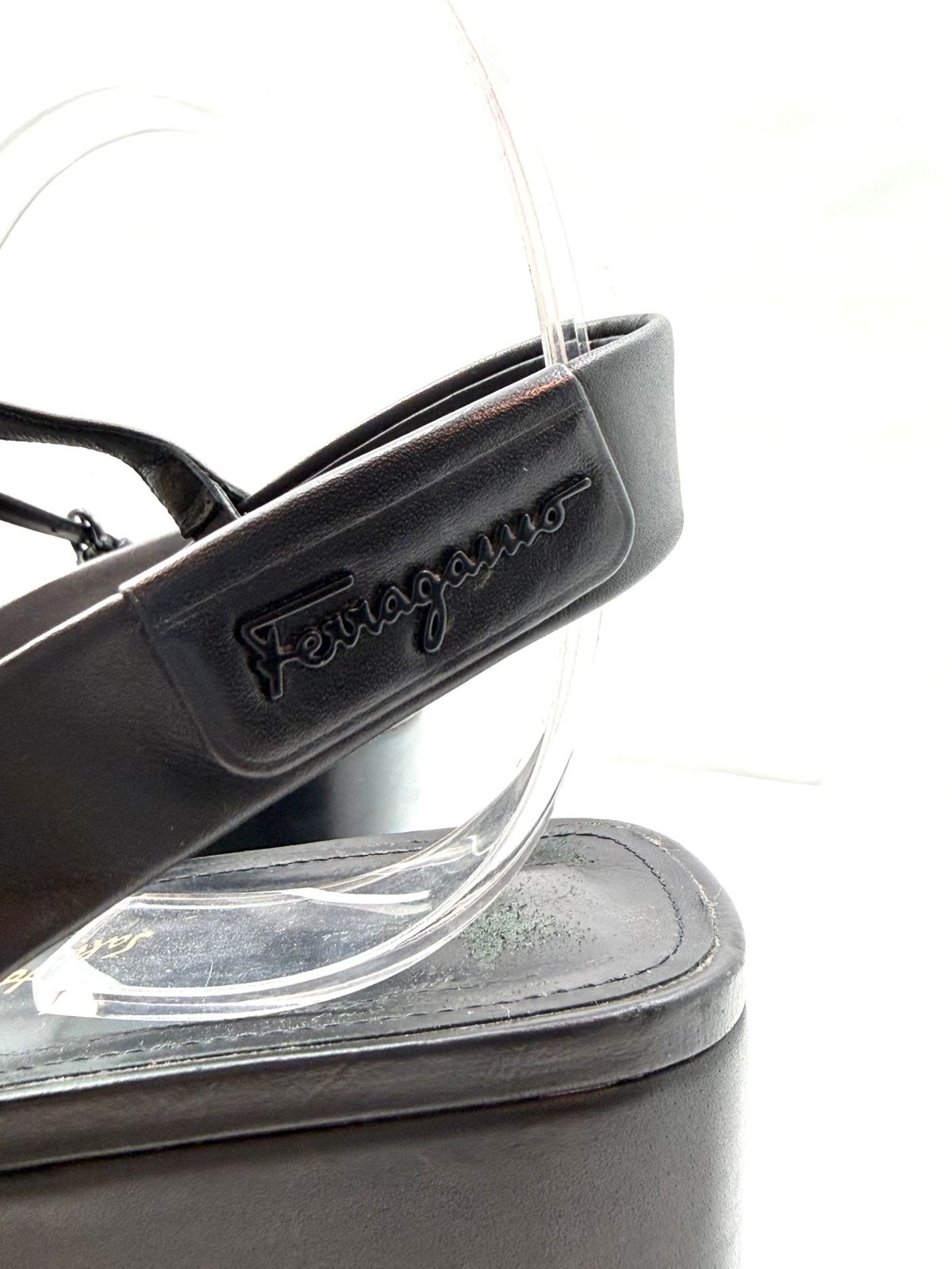 SANDALIAS FERRAGAMO