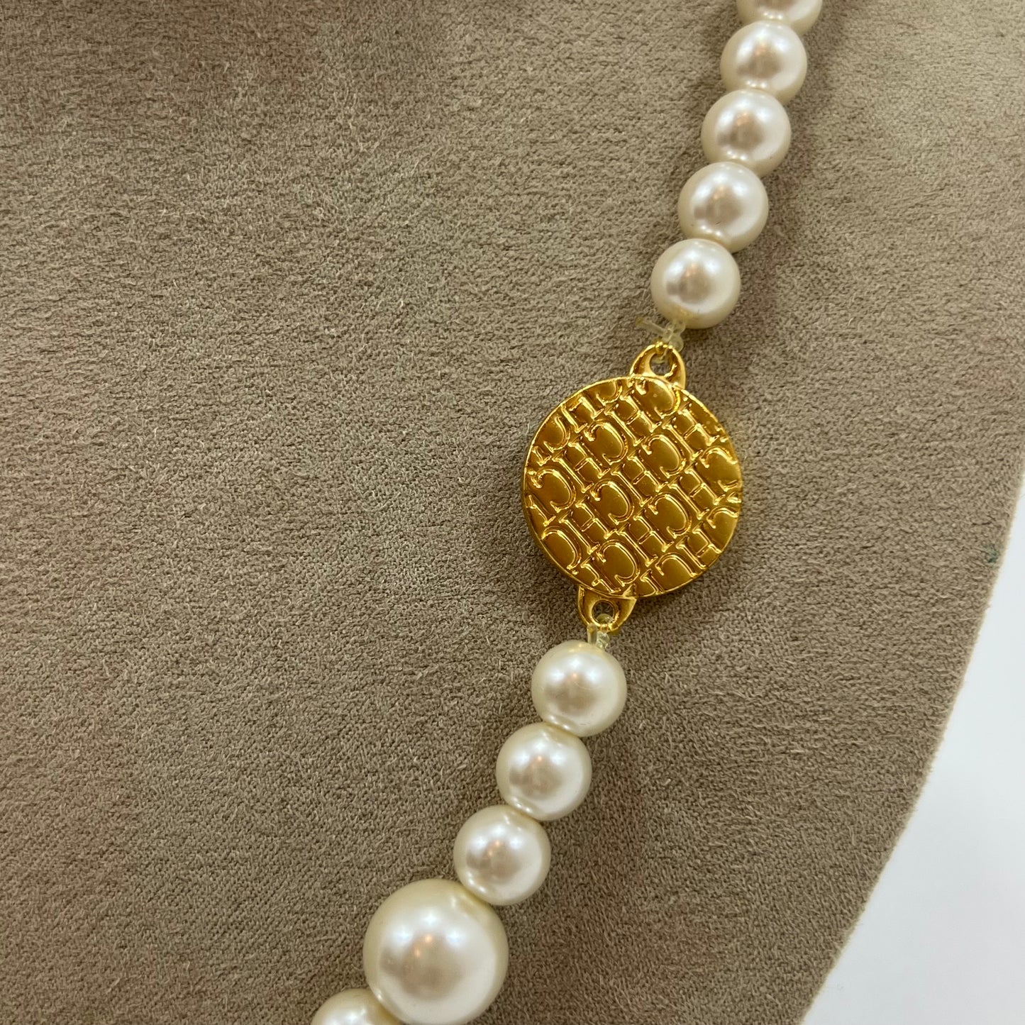 COLLAR CAROLINA HERRERA