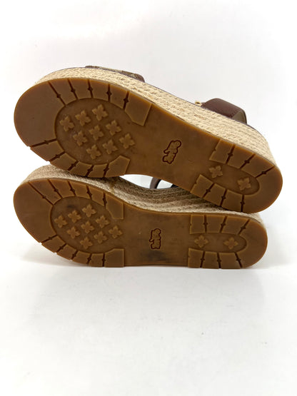 WEDGES COACH