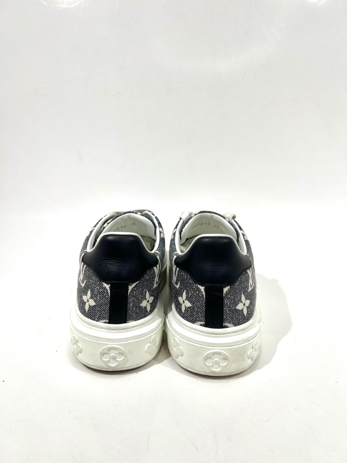 TENIS LOUIS VIUTTON MODELO TIME OUT