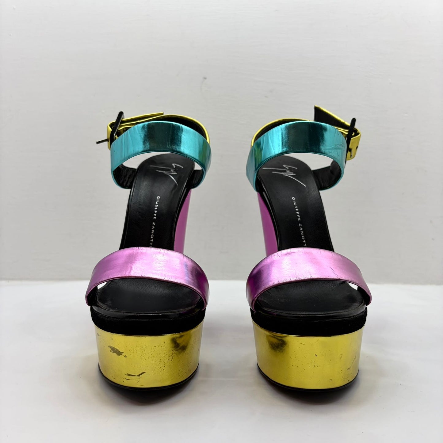 PLATAFORMAS GIUSEPPE ZANOTTI