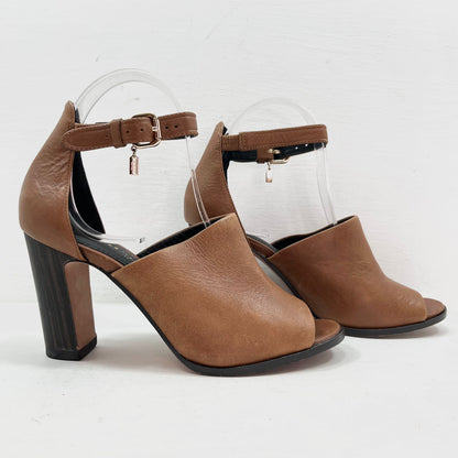 SANDALIAS COACH