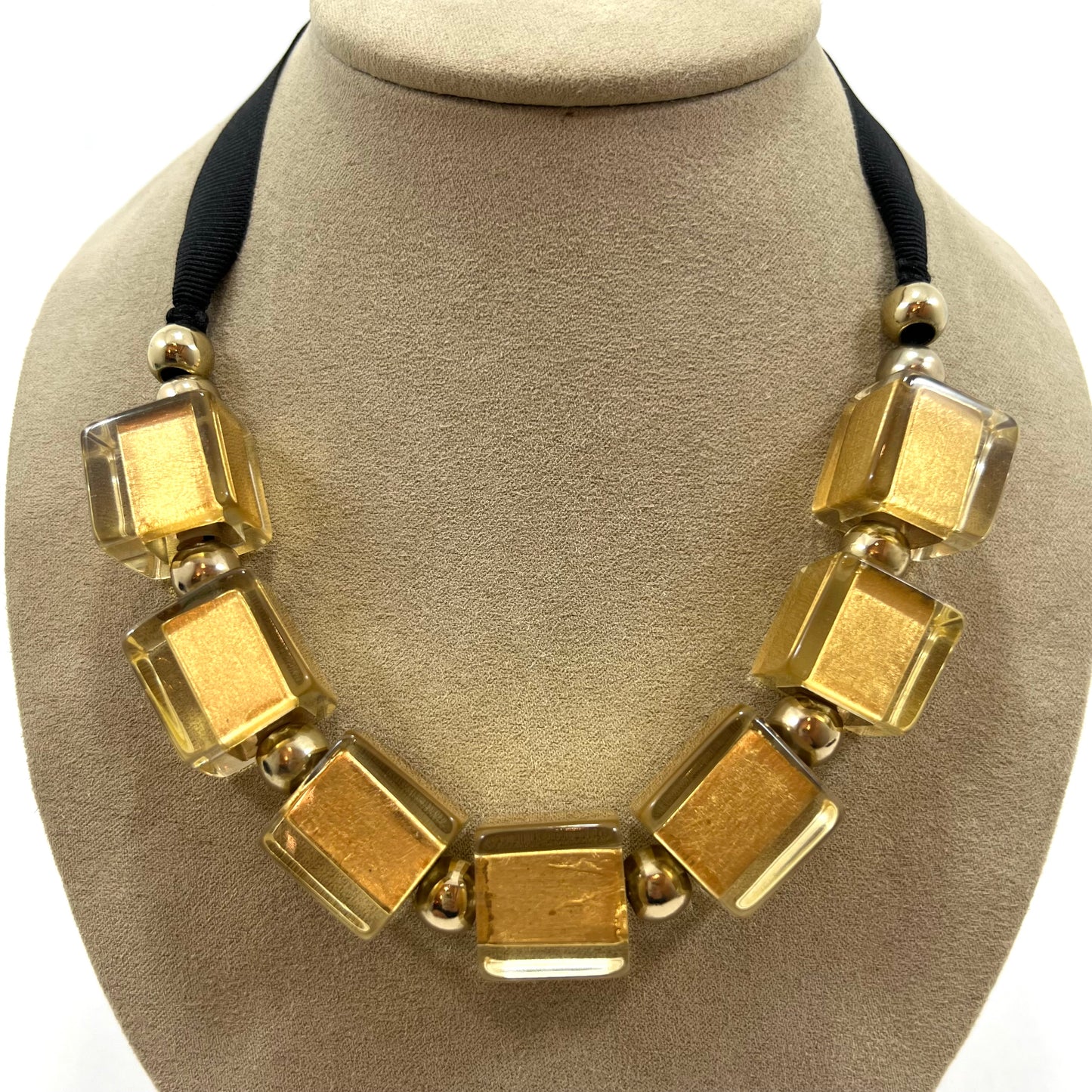 COLLAR PURIFICACION GARCIA