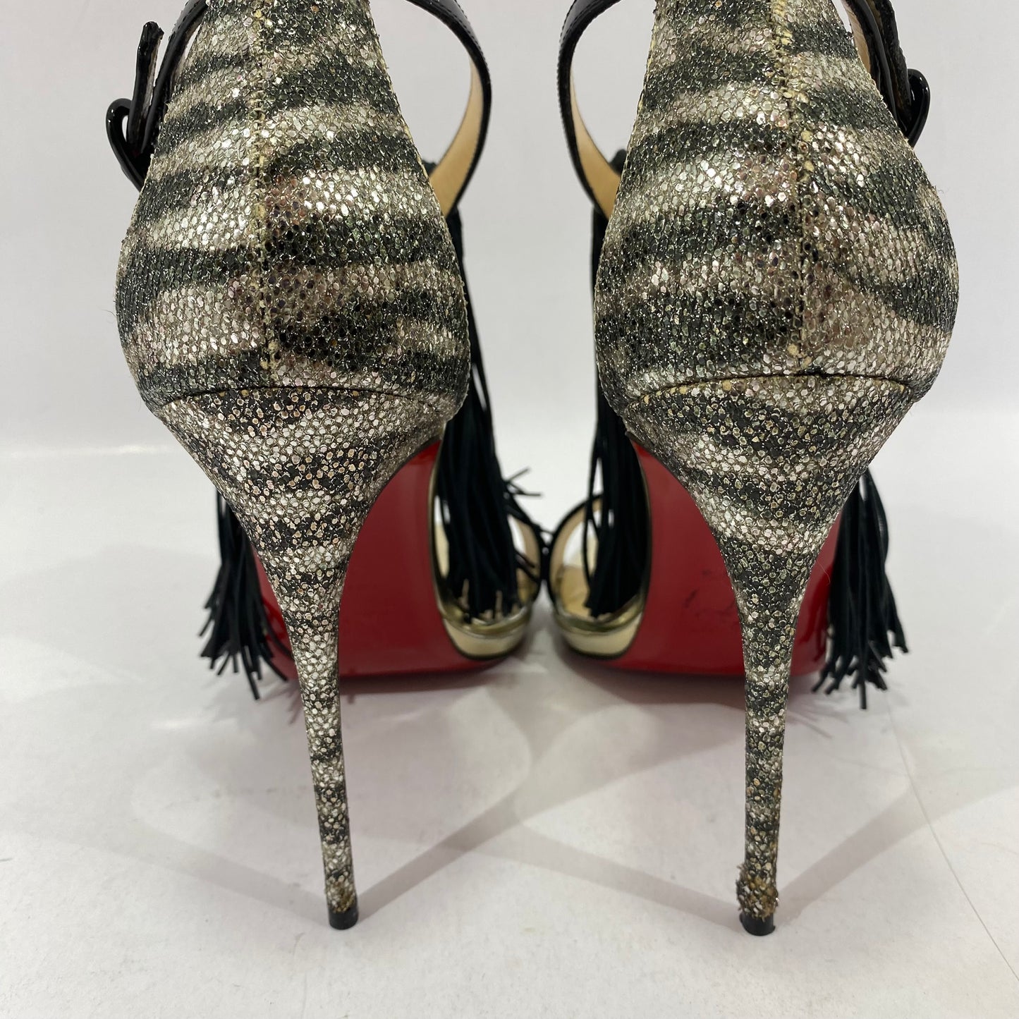 TACONES LOUBOUTIN