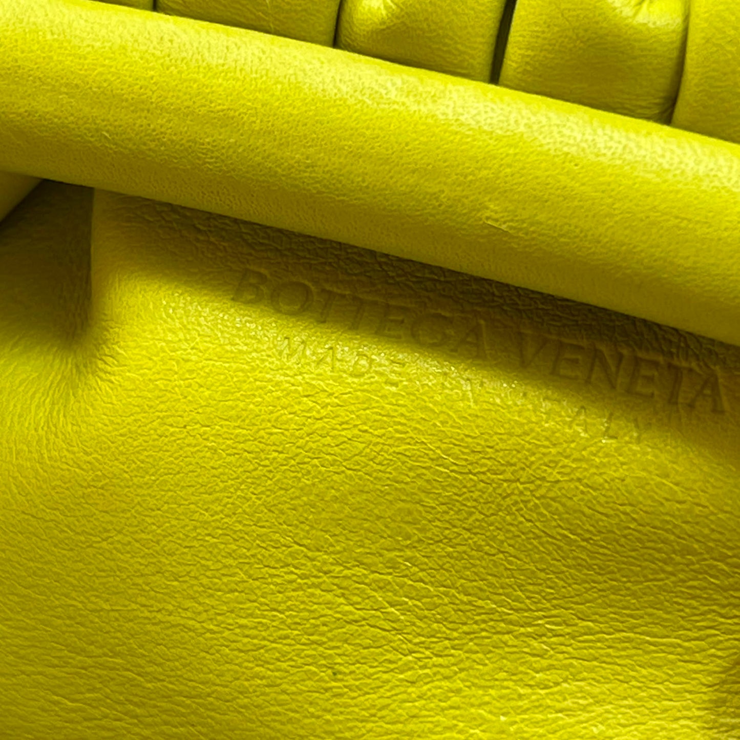 THE MINI POUCH BOTTEGA VENETA
