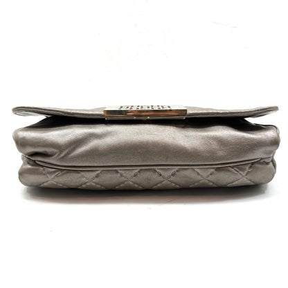 CLUTCH CAROLINA HERRERA
