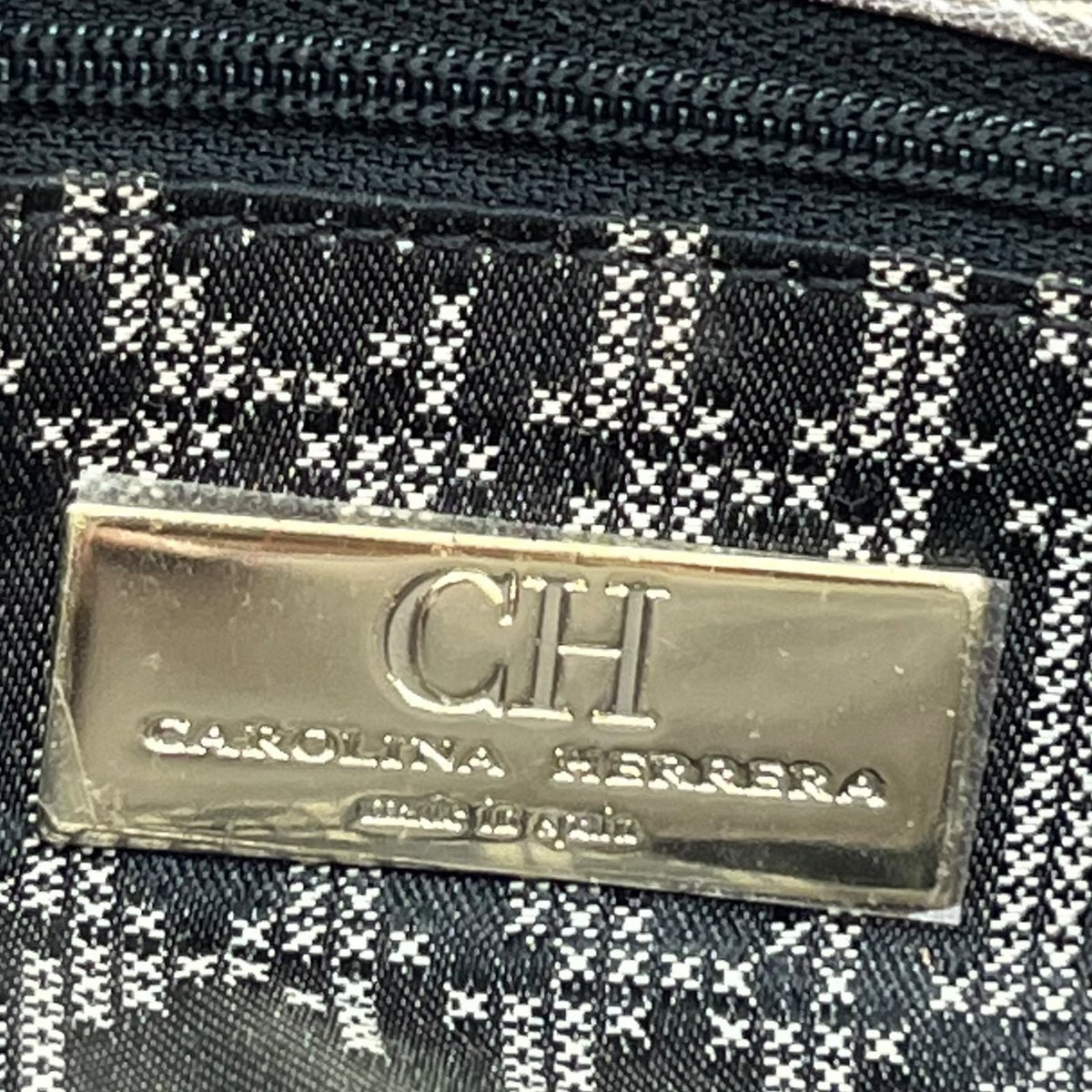 CLUTCH CAROLINA HERRERA