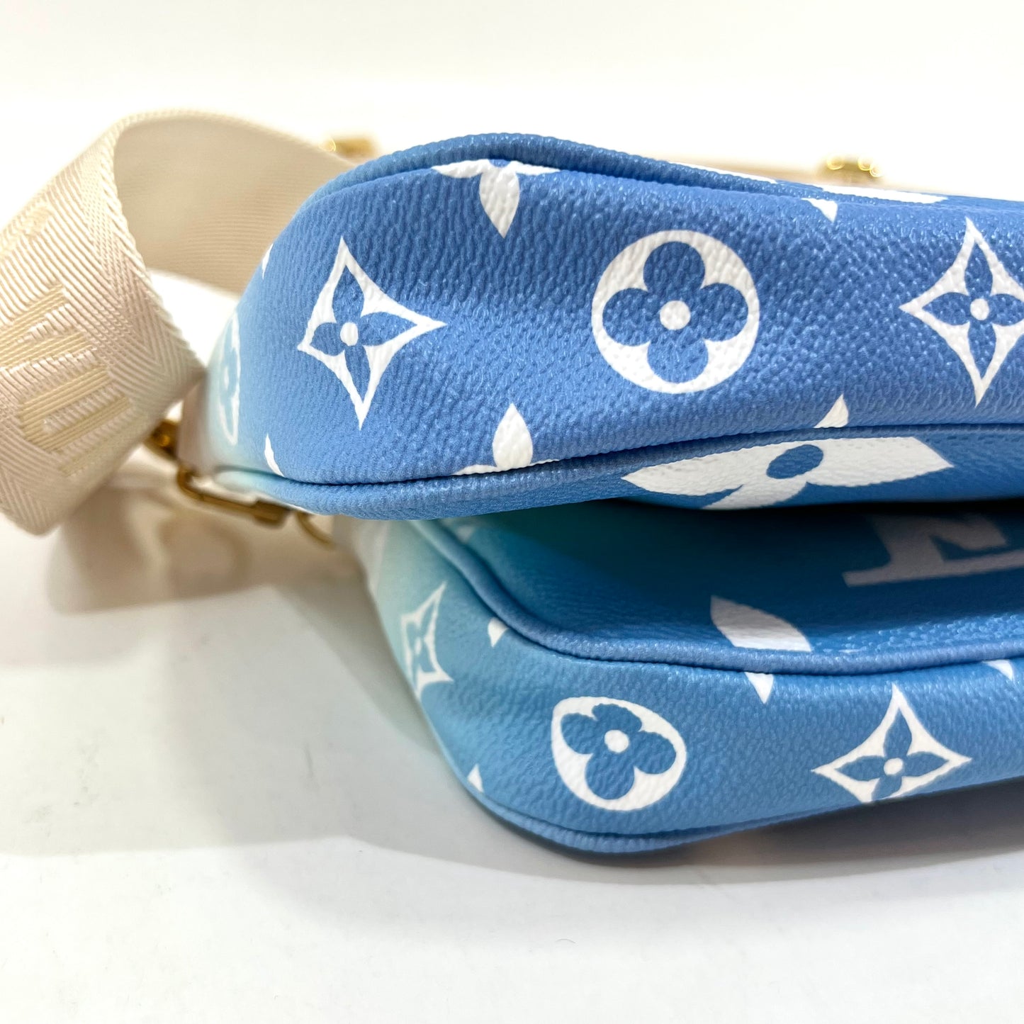 MULTI POCHETTE LOUIS VUITTON