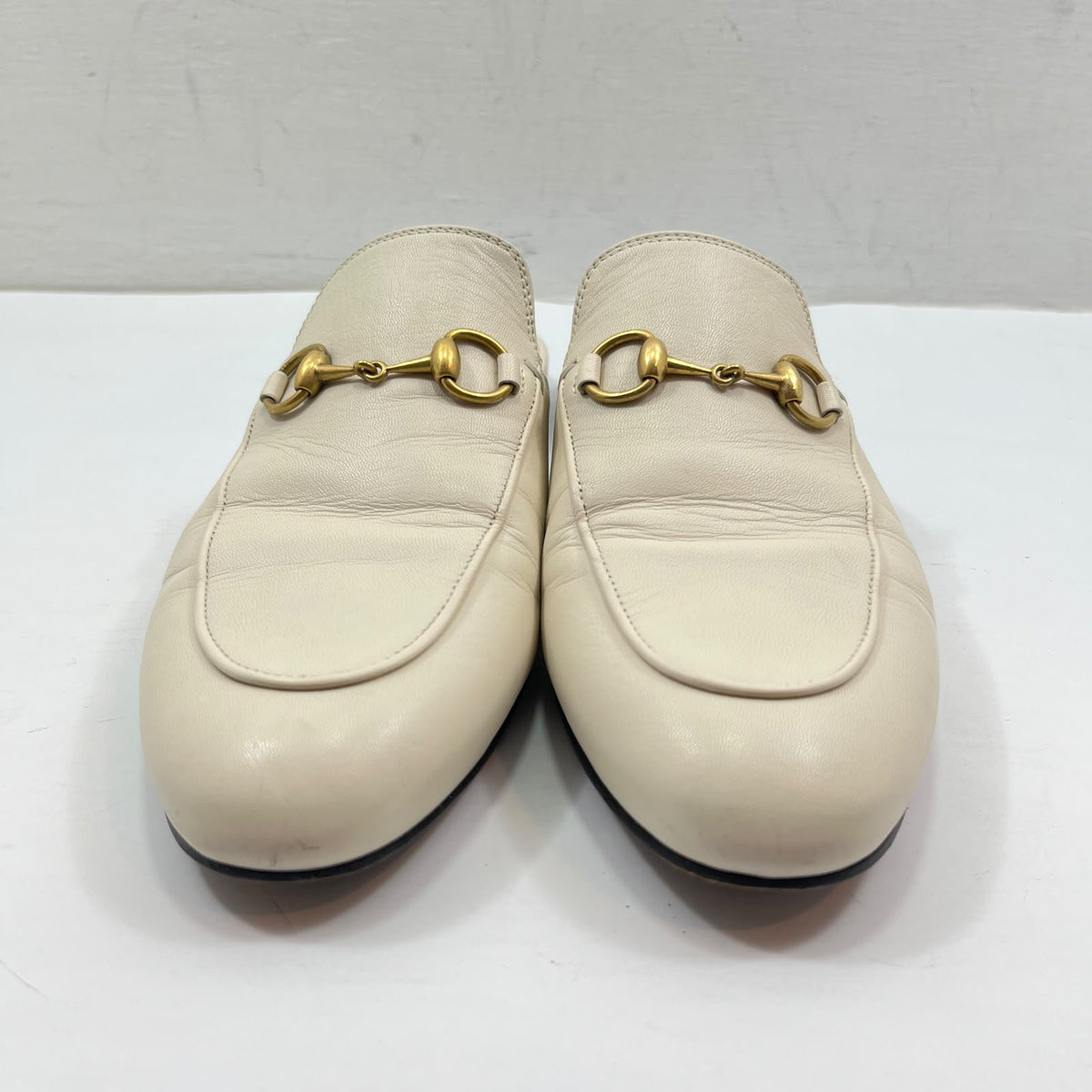 SLIPPERS GUCCI BLANCOS