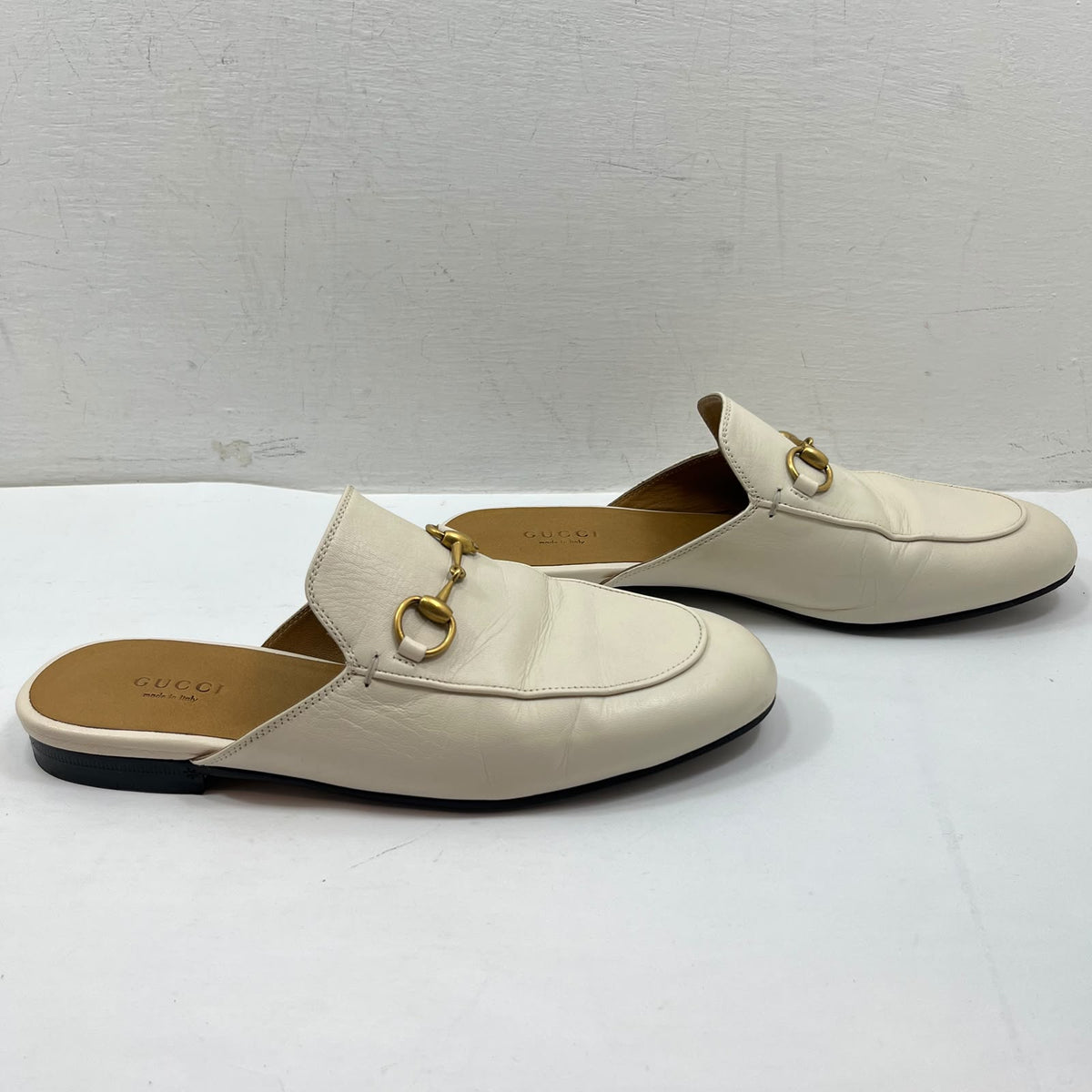 SLIPPERS GUCCI BLANCOS