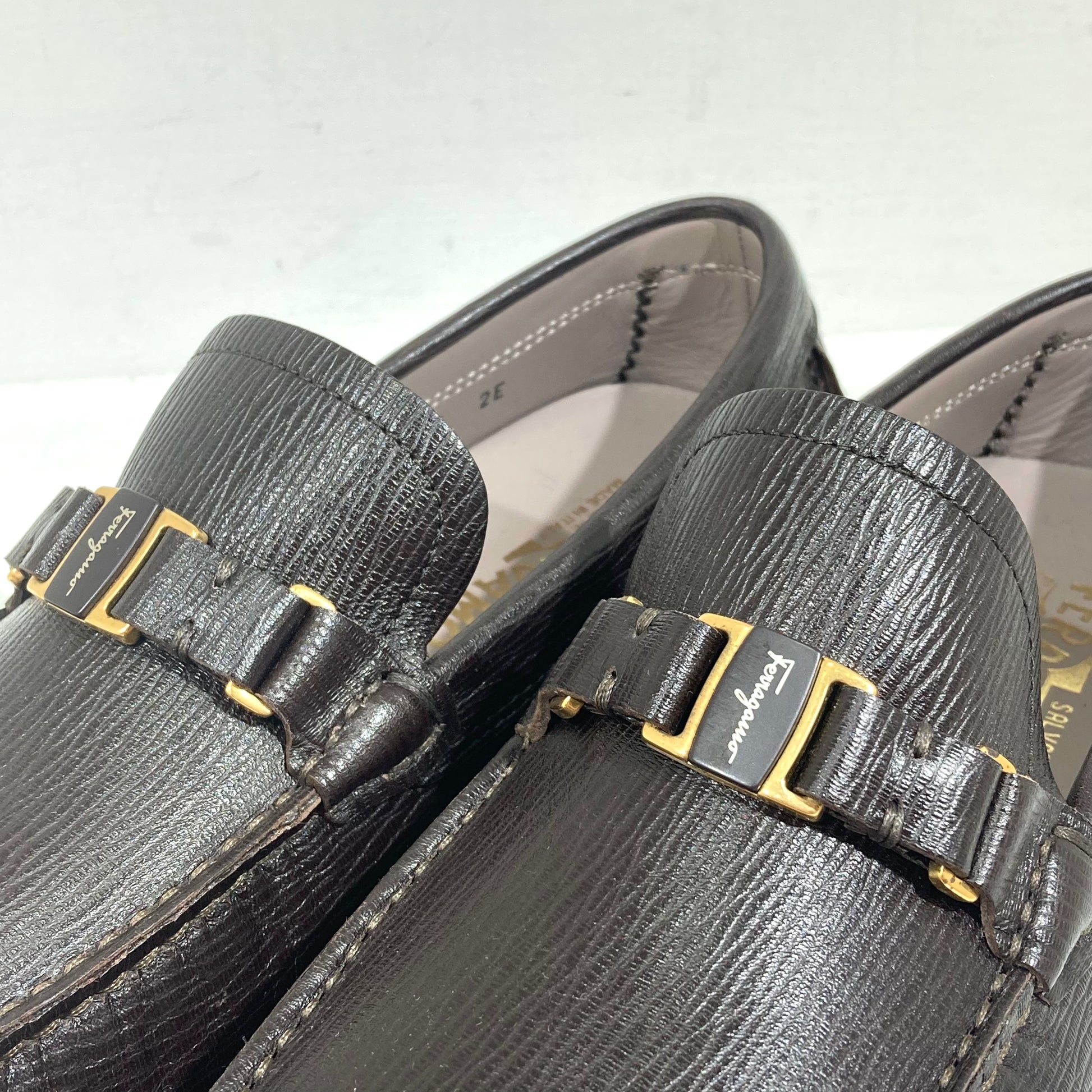 Mocasines ferragamo sales