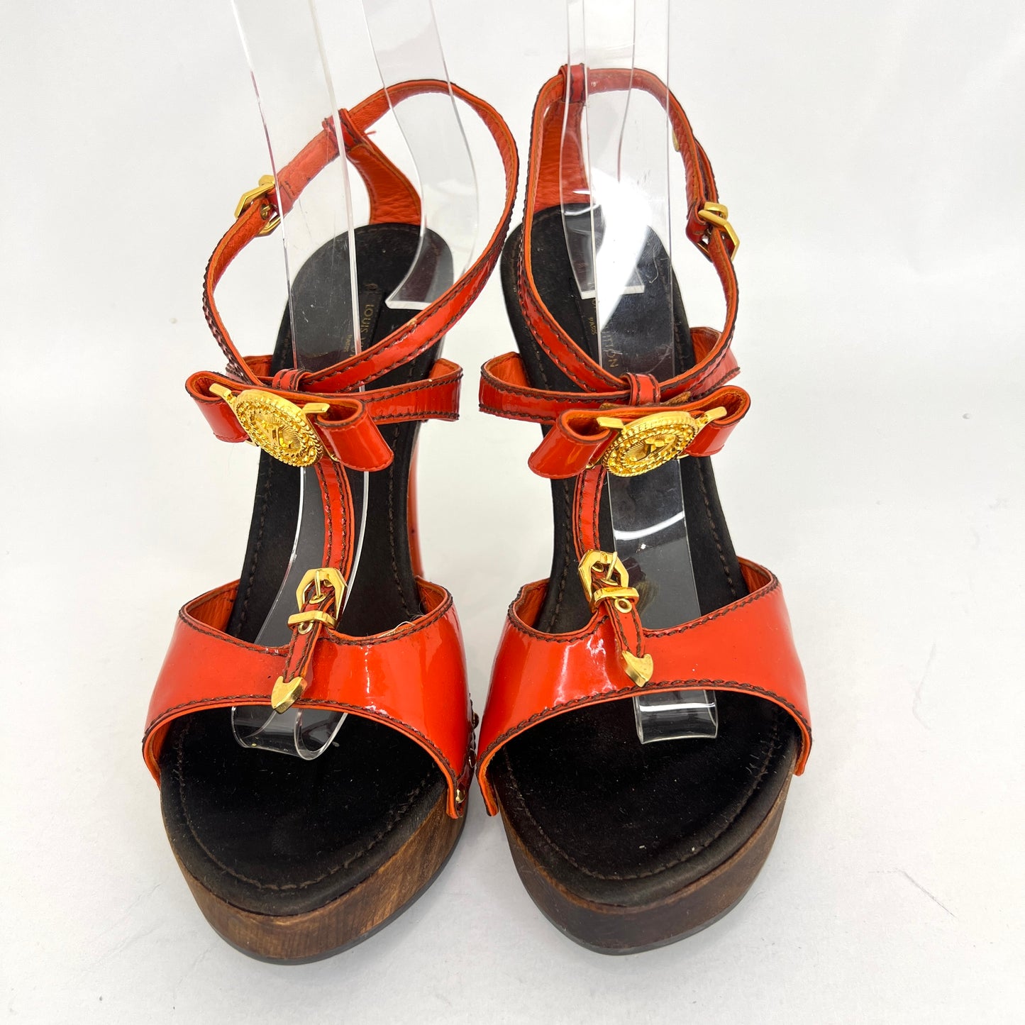 TACONES LOUIS VUITTON