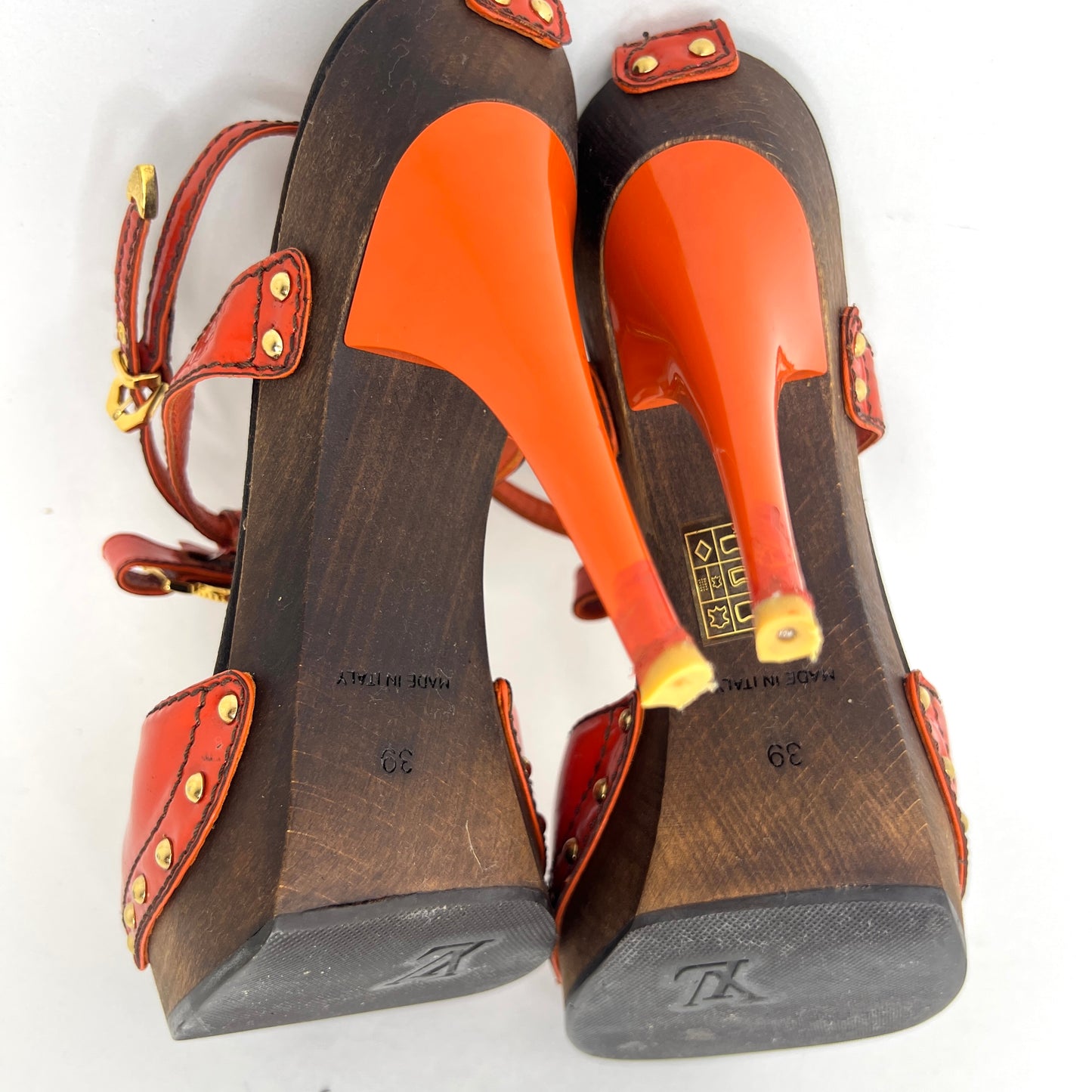 TACONES LOUIS VUITTON