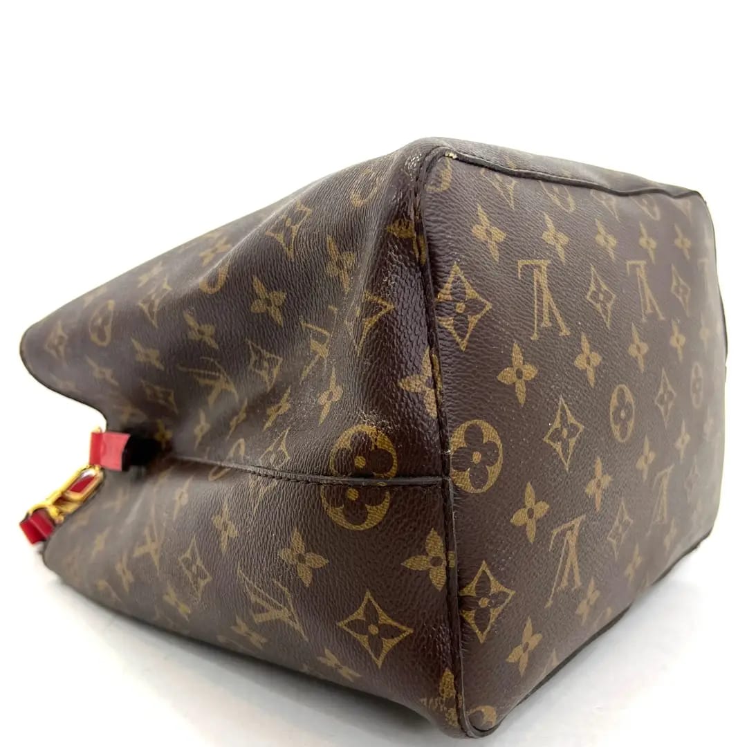 BOLSO NEO NOE LOUIS VUITTON