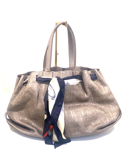 CH CAROLINA HERRERA HOBO